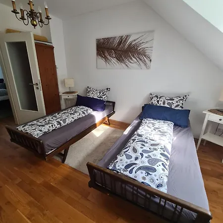 Hardtblick Apartman *